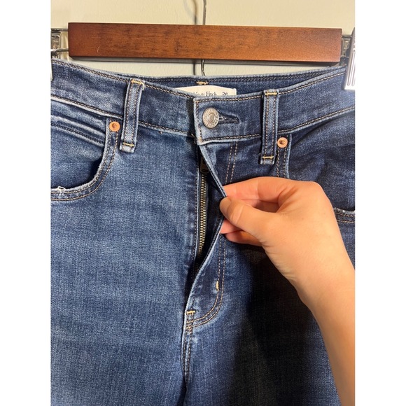 Abercrombie & Fitch The Flare Ultra High Rise Jeans Women's Size 26 Denim Preppy - Picture 5 of 10